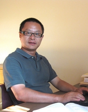 晋荣东.jpg